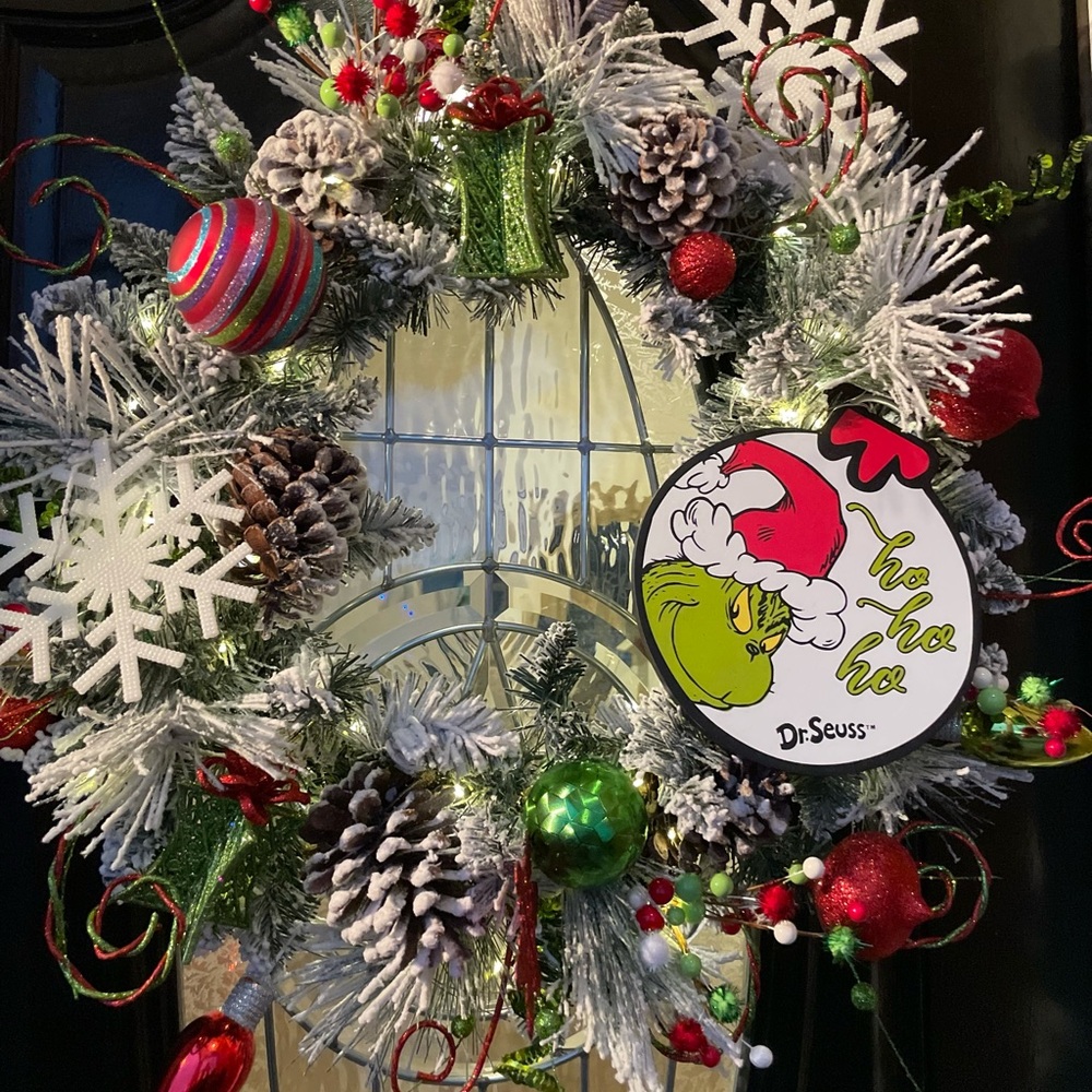 Grinchmas PRELIT Wreath ❄️